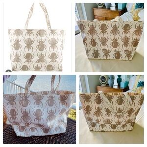NWOT- India Hicks Eleuthera canvas Beetle Print Tote Bag - Cream and Taupe